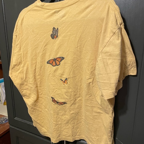 M MTV Butterfly shirt - Picture 3 of 3